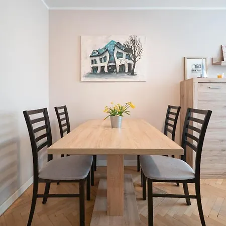 Apartament Bursztynowy Lägenhet *
